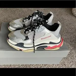 Balenciaga Triple S, size 42, men, white with silver and red. Worn 2 times. balenciaga triple s 42 men | eBay main image 4